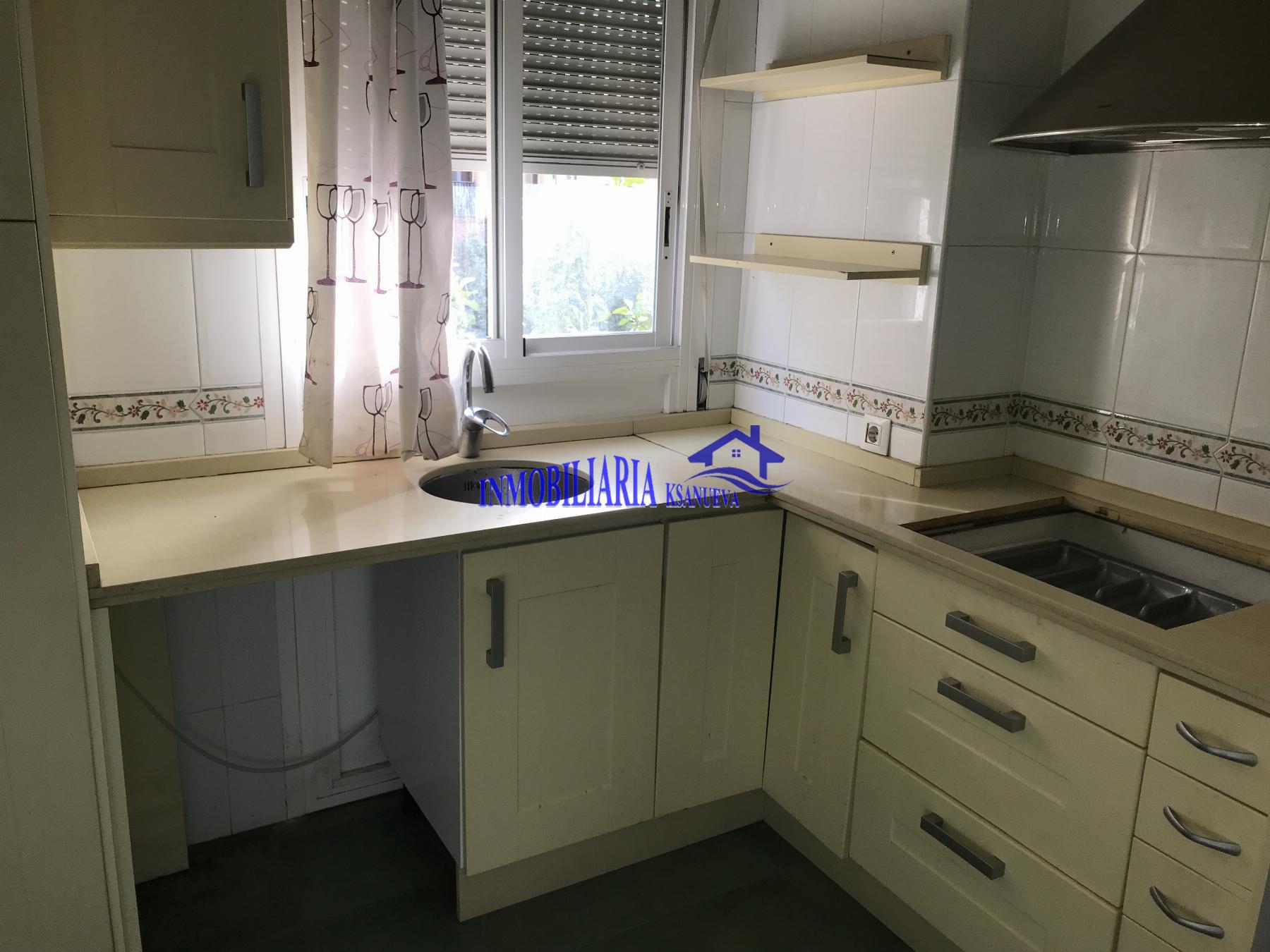 For sale of flat in Córdoba
