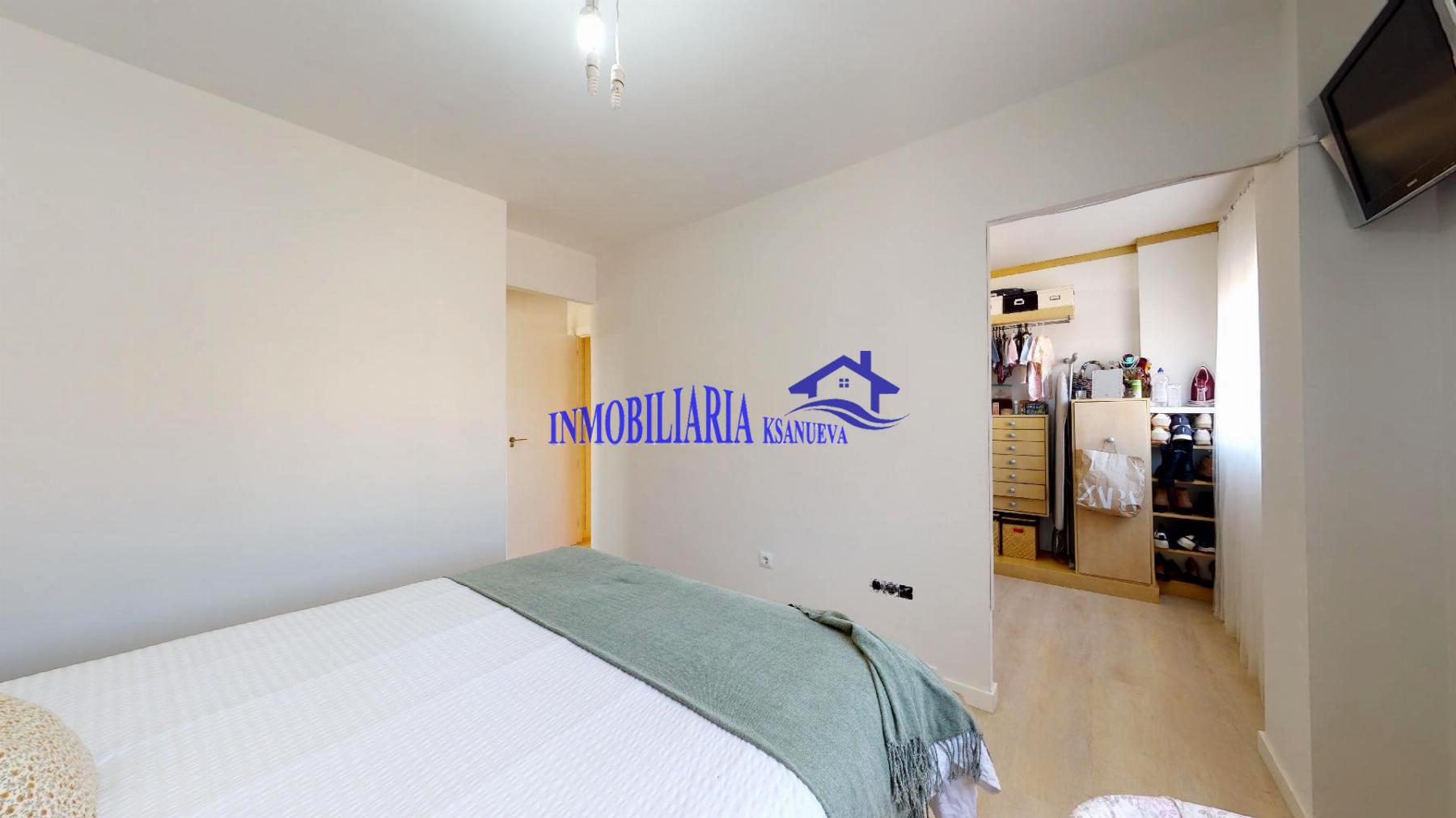 For sale of flat in Córdoba
