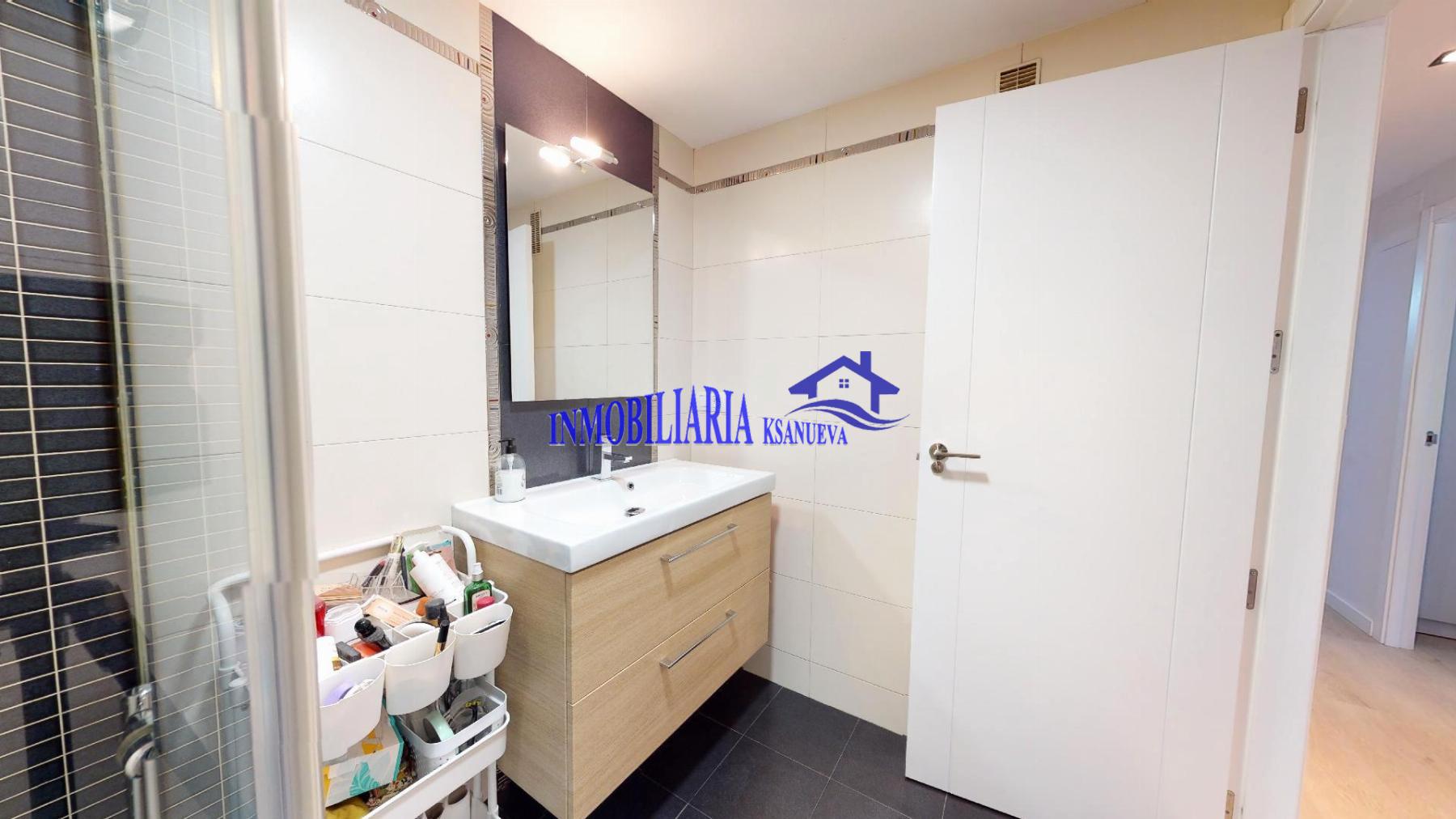 For sale of flat in Córdoba