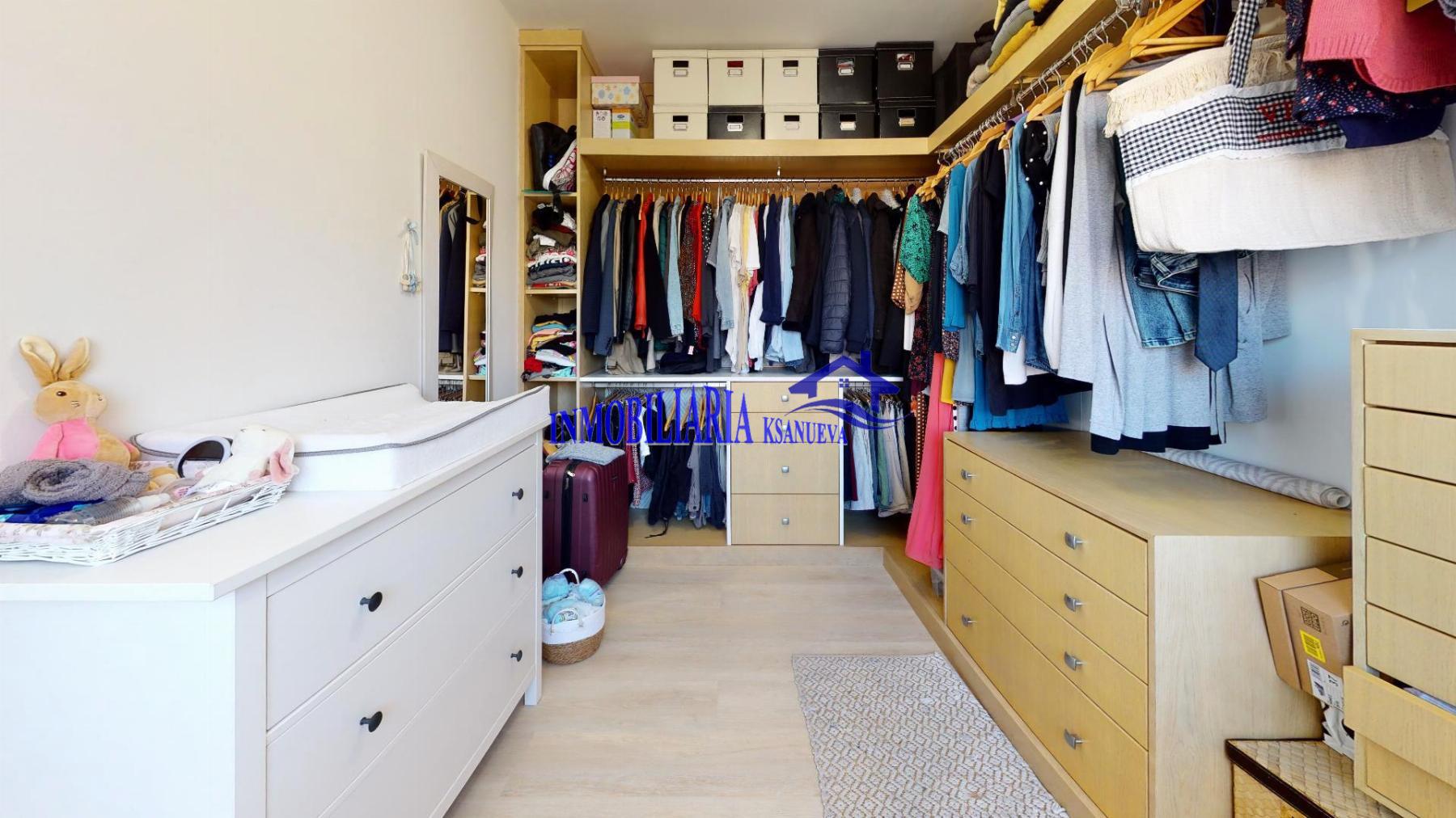 For sale of flat in Córdoba
