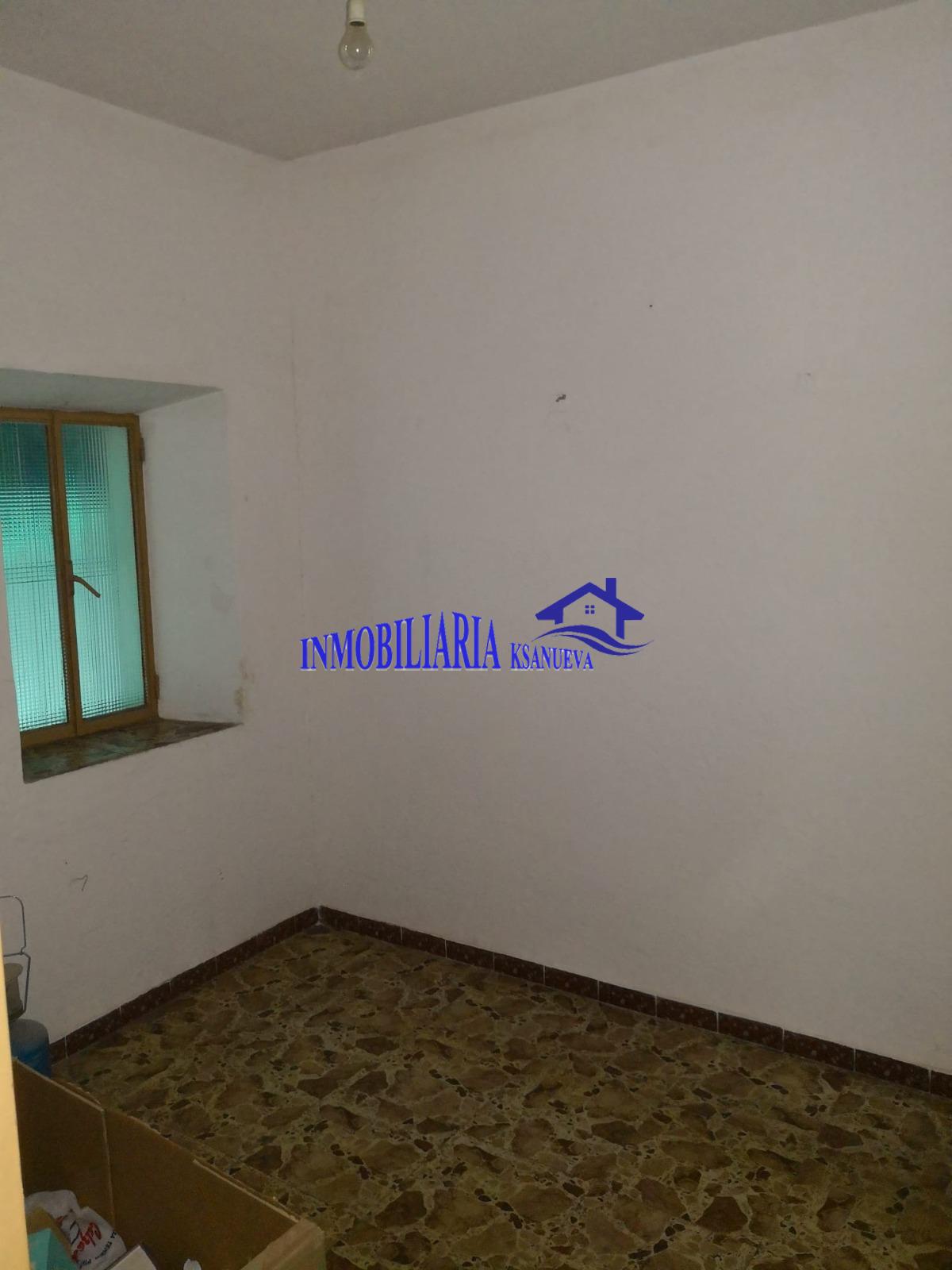 For sale of house in Córdoba