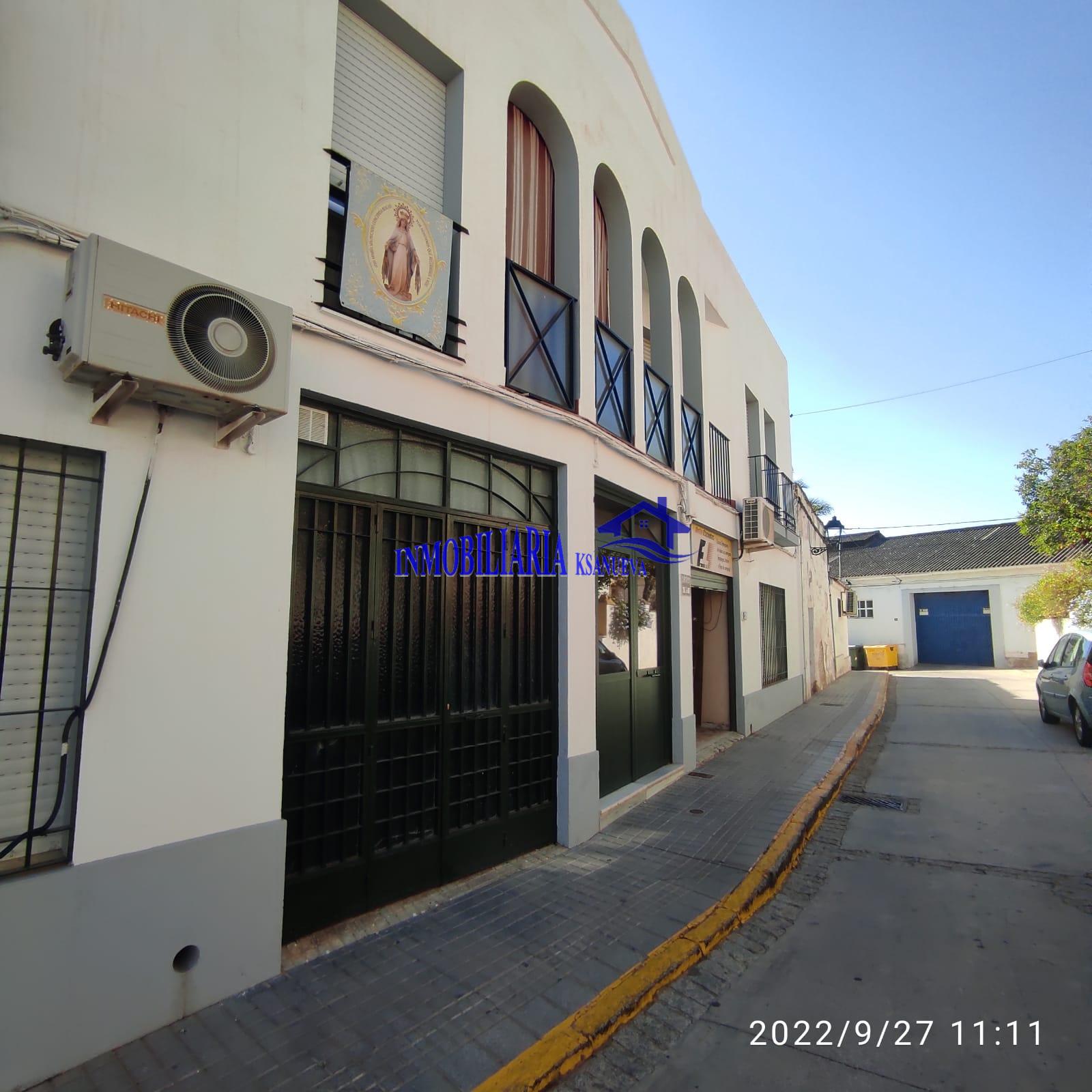 For sale of house in Córdoba