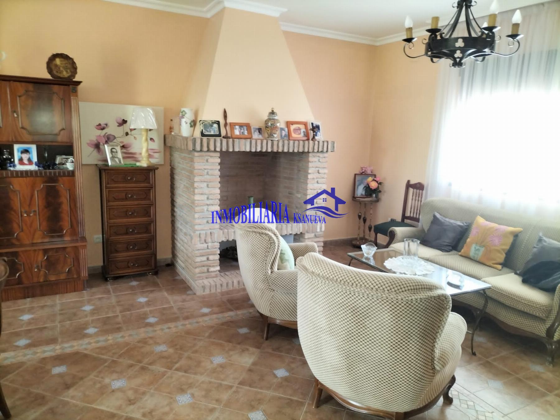 For sale of chalet in Córdoba