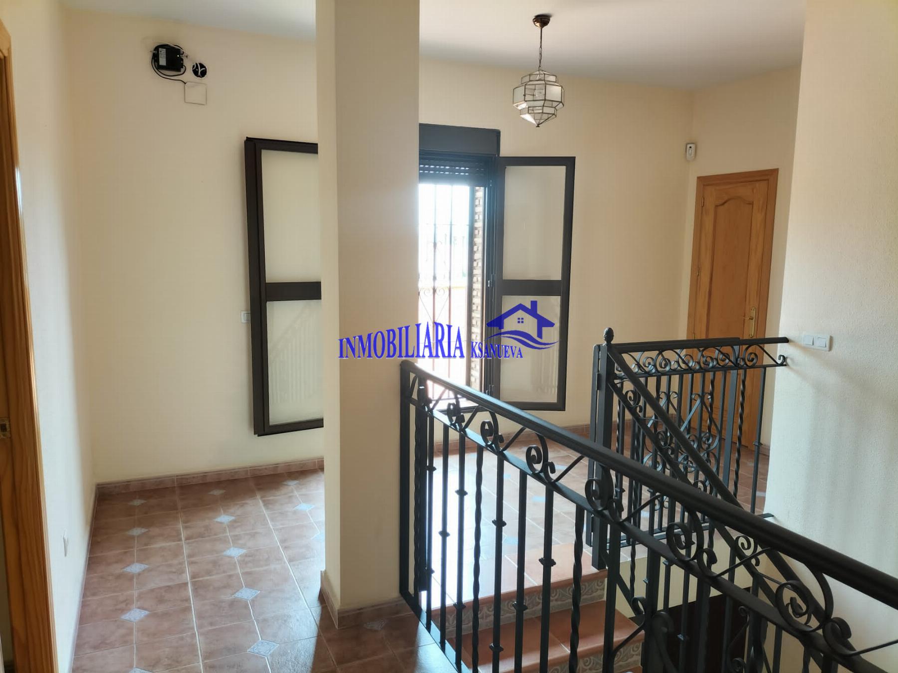 For sale of chalet in Córdoba