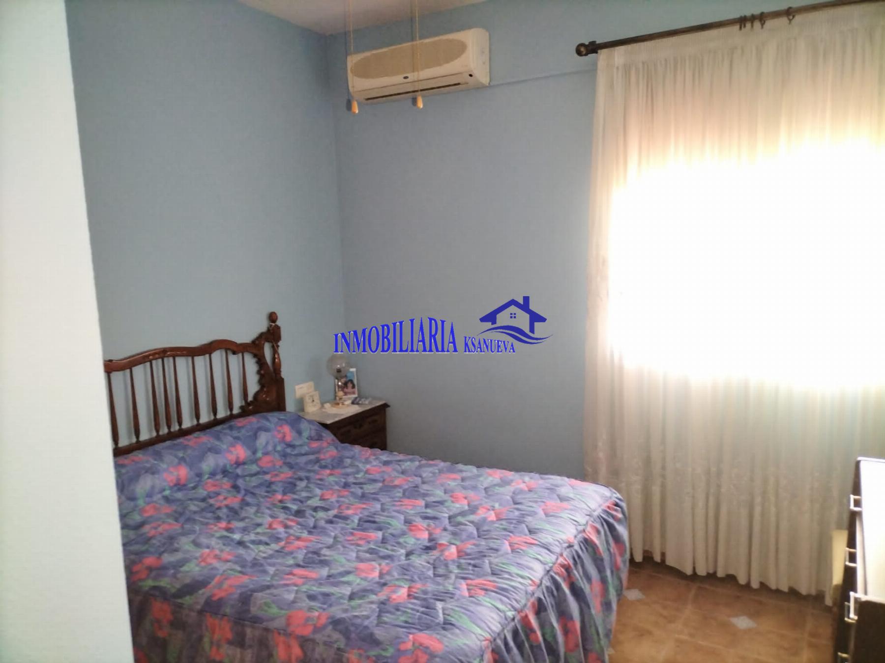 For sale of chalet in Córdoba