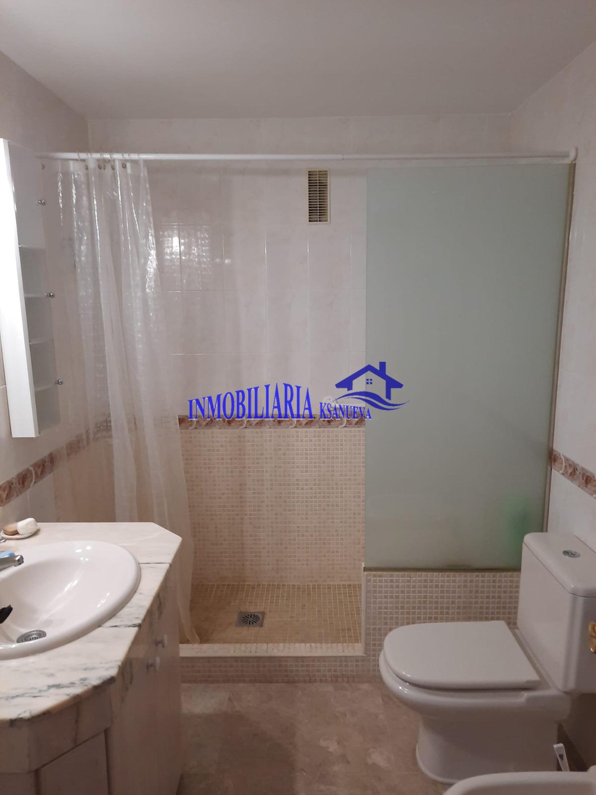 For sale of flat in Córdoba