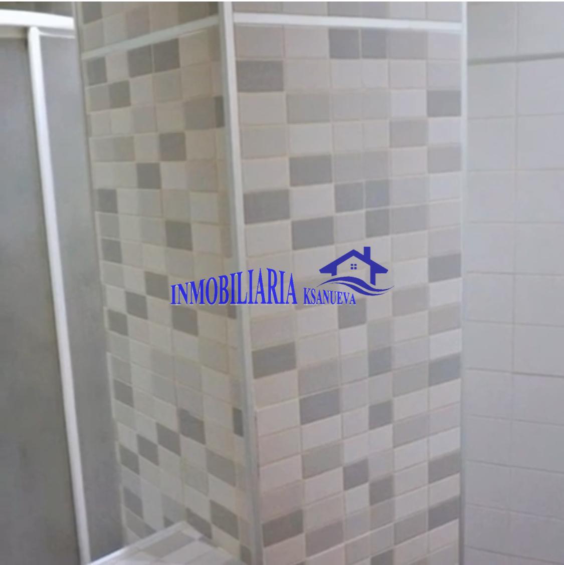 For sale of flat in Córdoba