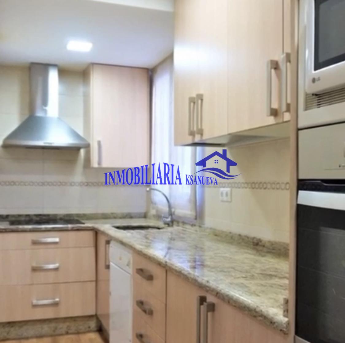 For sale of flat in Córdoba