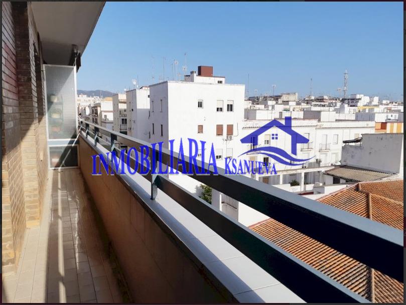 For sale of flat in Córdoba