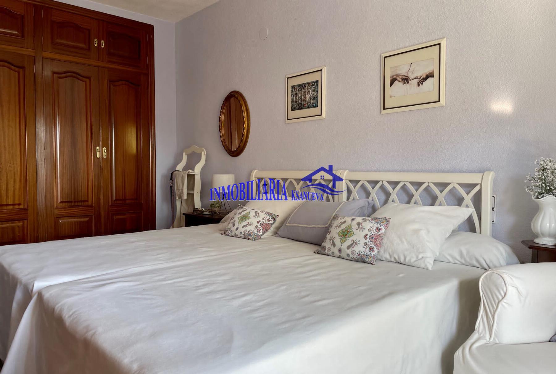For sale of flat in Córdoba