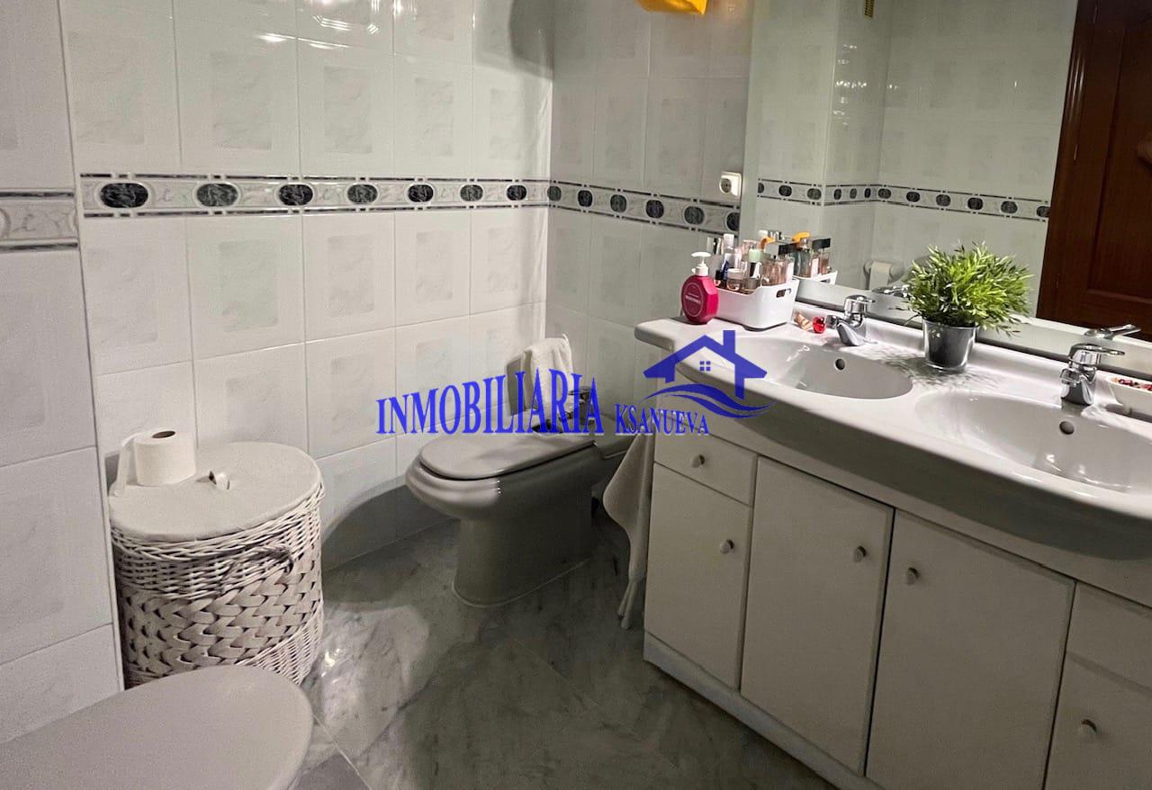 For sale of flat in Córdoba