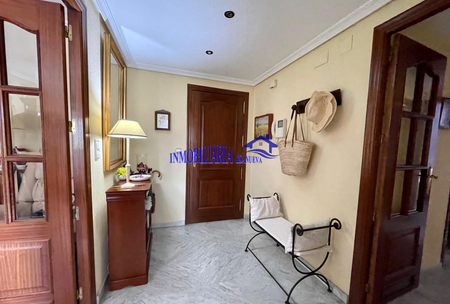For sale of flat in Córdoba