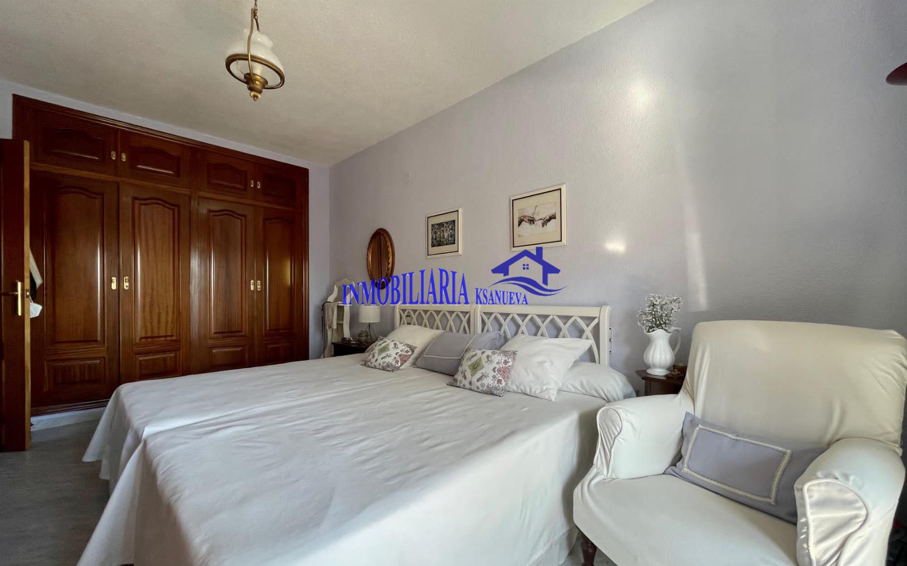 For sale of flat in Córdoba