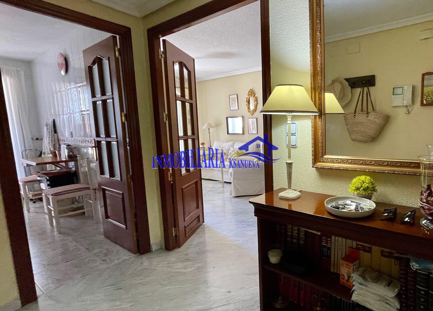 For sale of flat in Córdoba