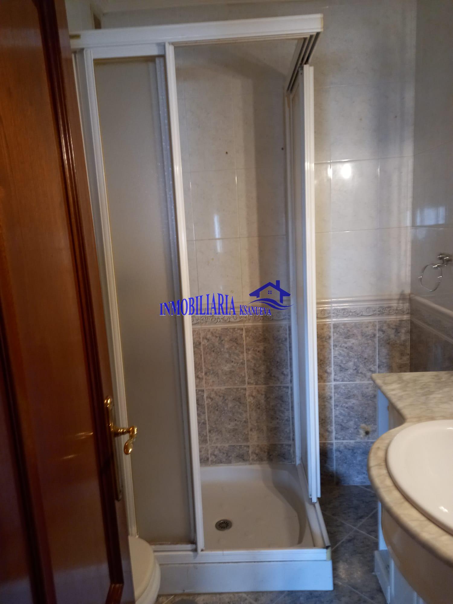 For sale of flat in Córdoba