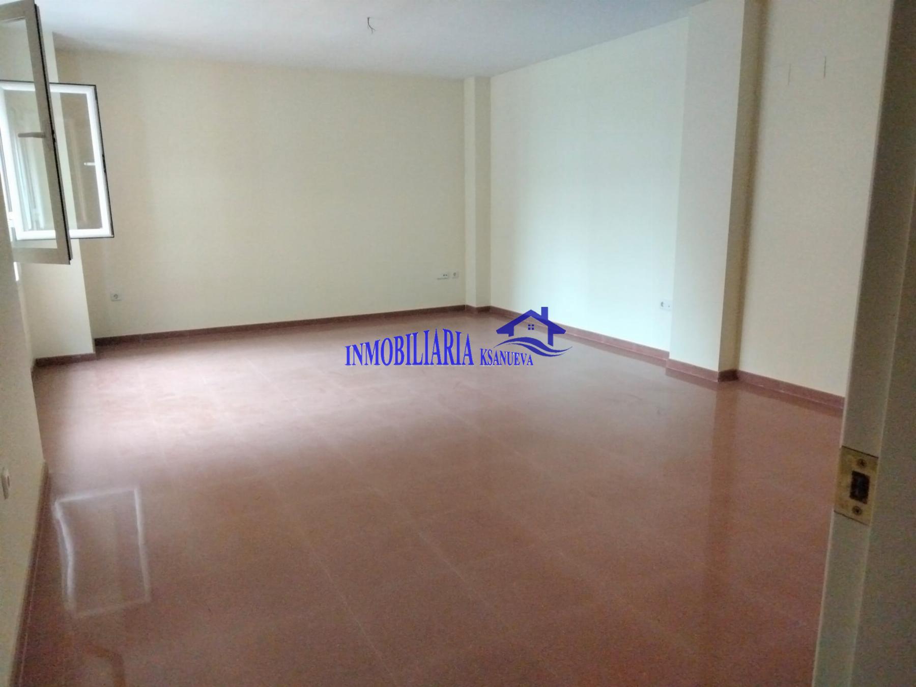For sale of flat in Córdoba