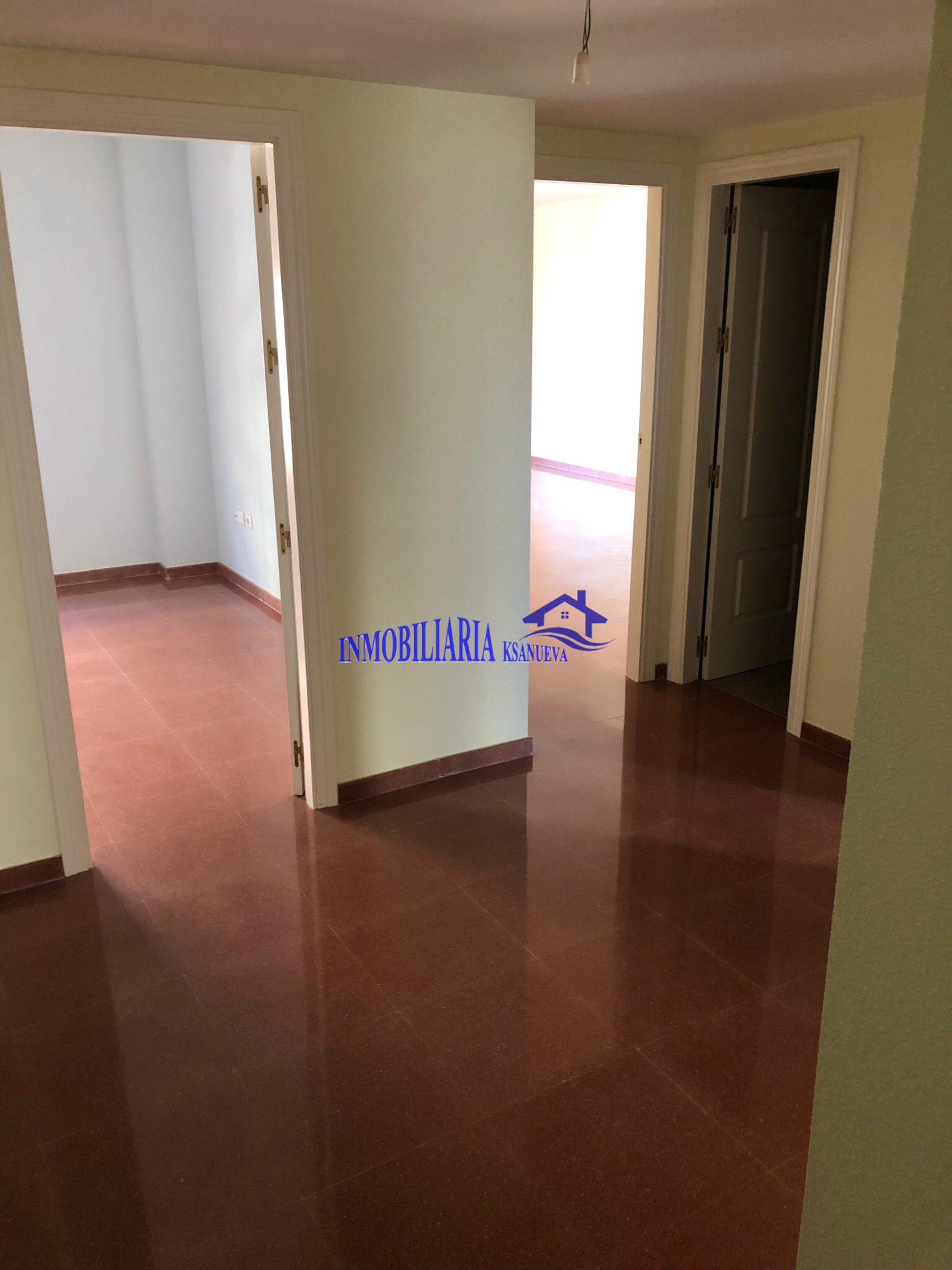 For sale of flat in Córdoba
