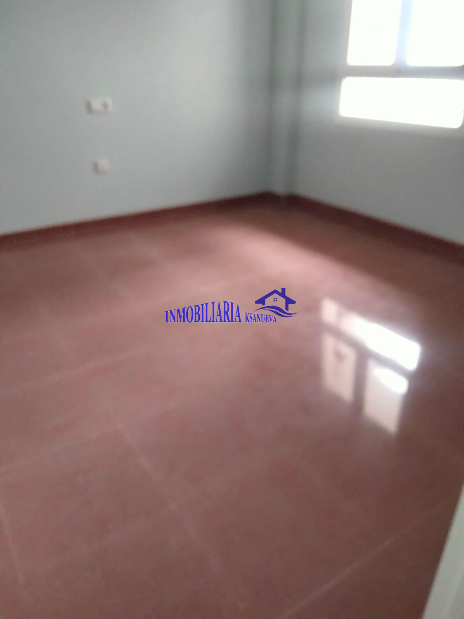 For sale of flat in Córdoba