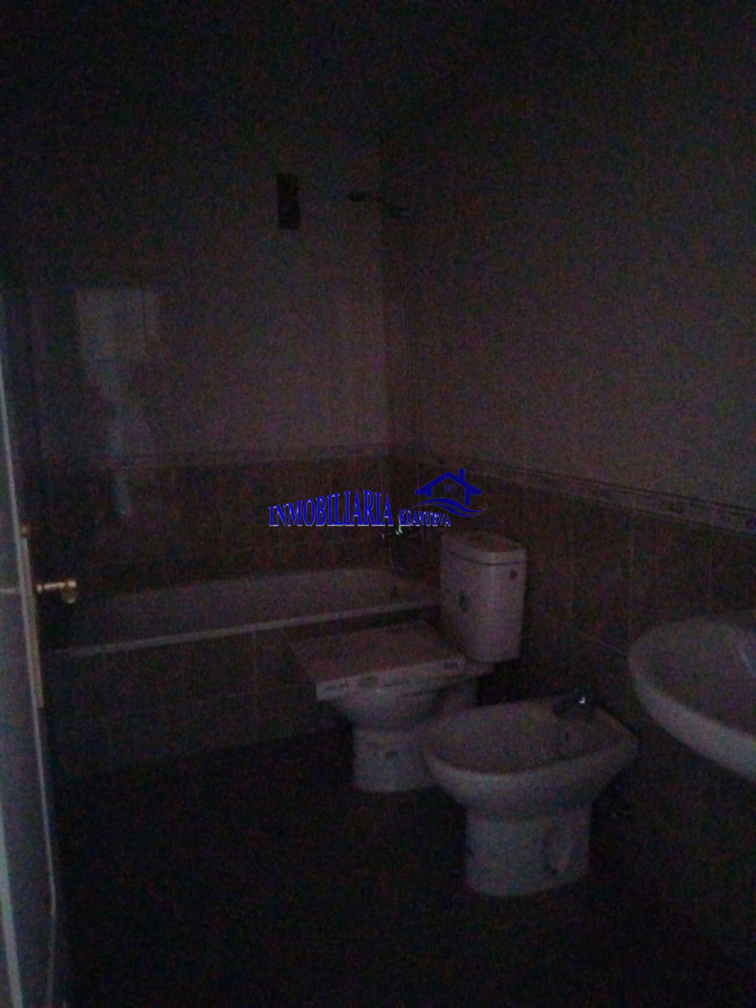 For sale of flat in Córdoba