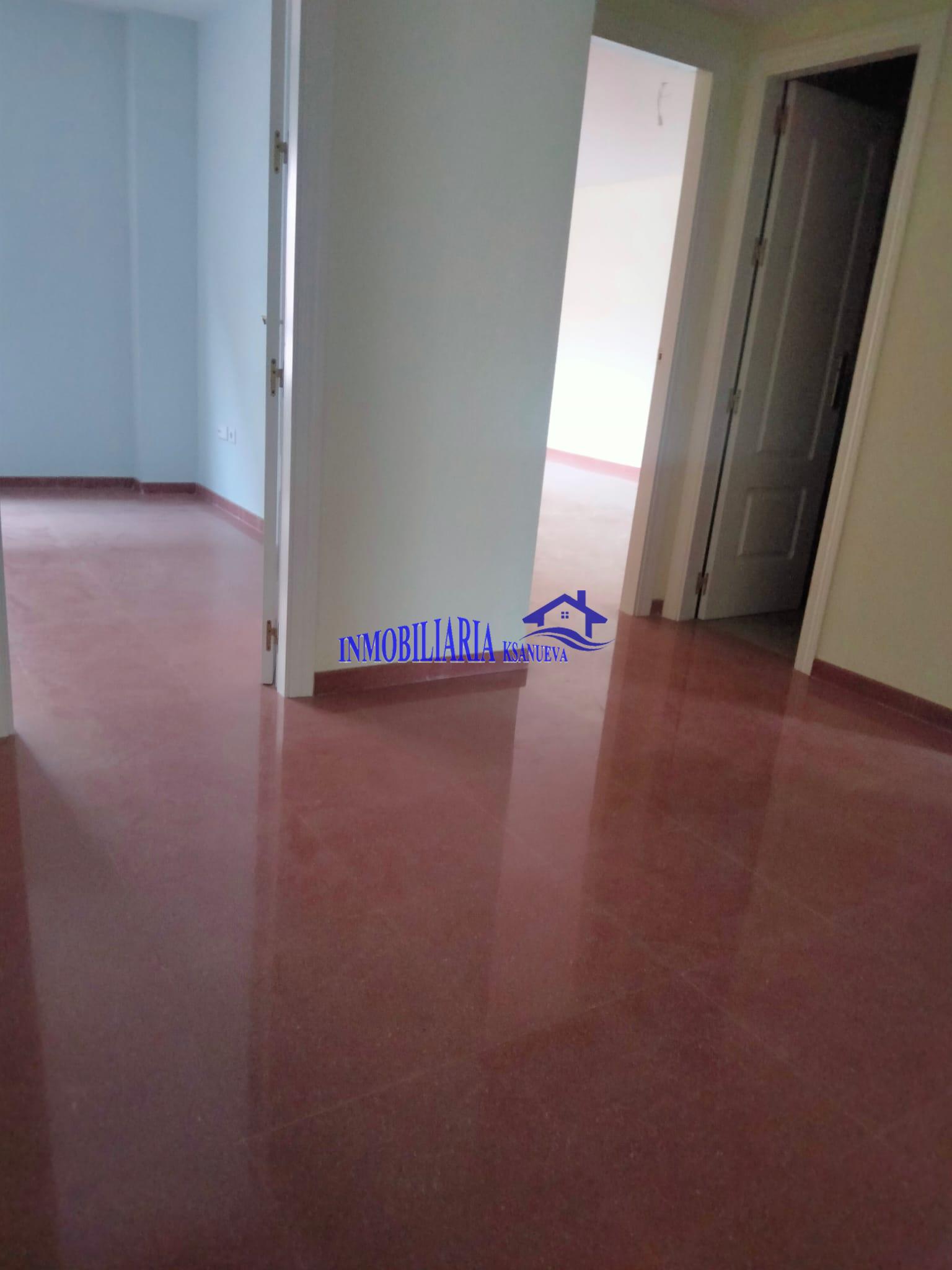 For sale of flat in Córdoba