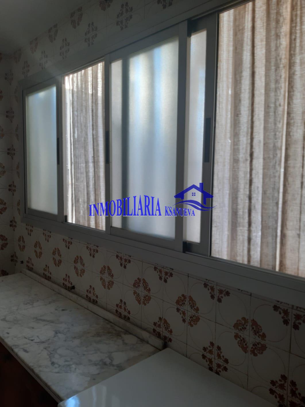 For sale of flat in Córdoba