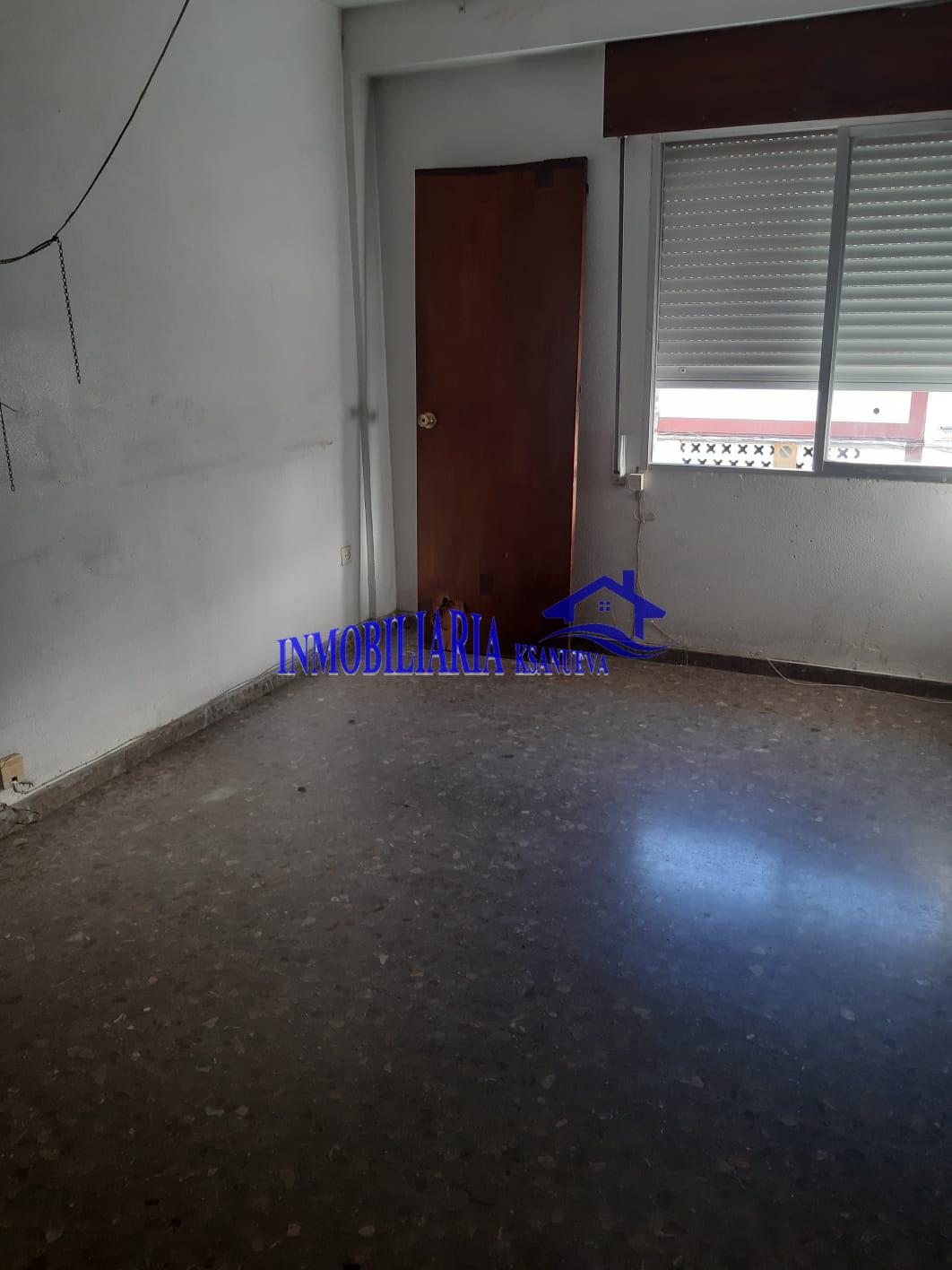 For sale of flat in Córdoba