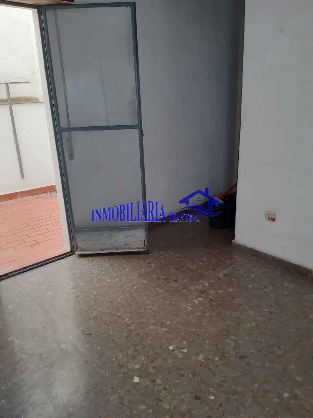 For sale of flat in Córdoba