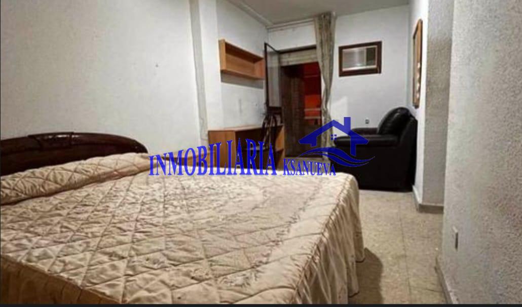 For sale of flat in Córdoba