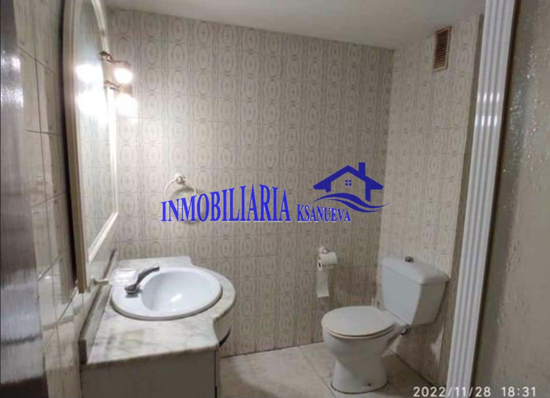 For sale of flat in Córdoba