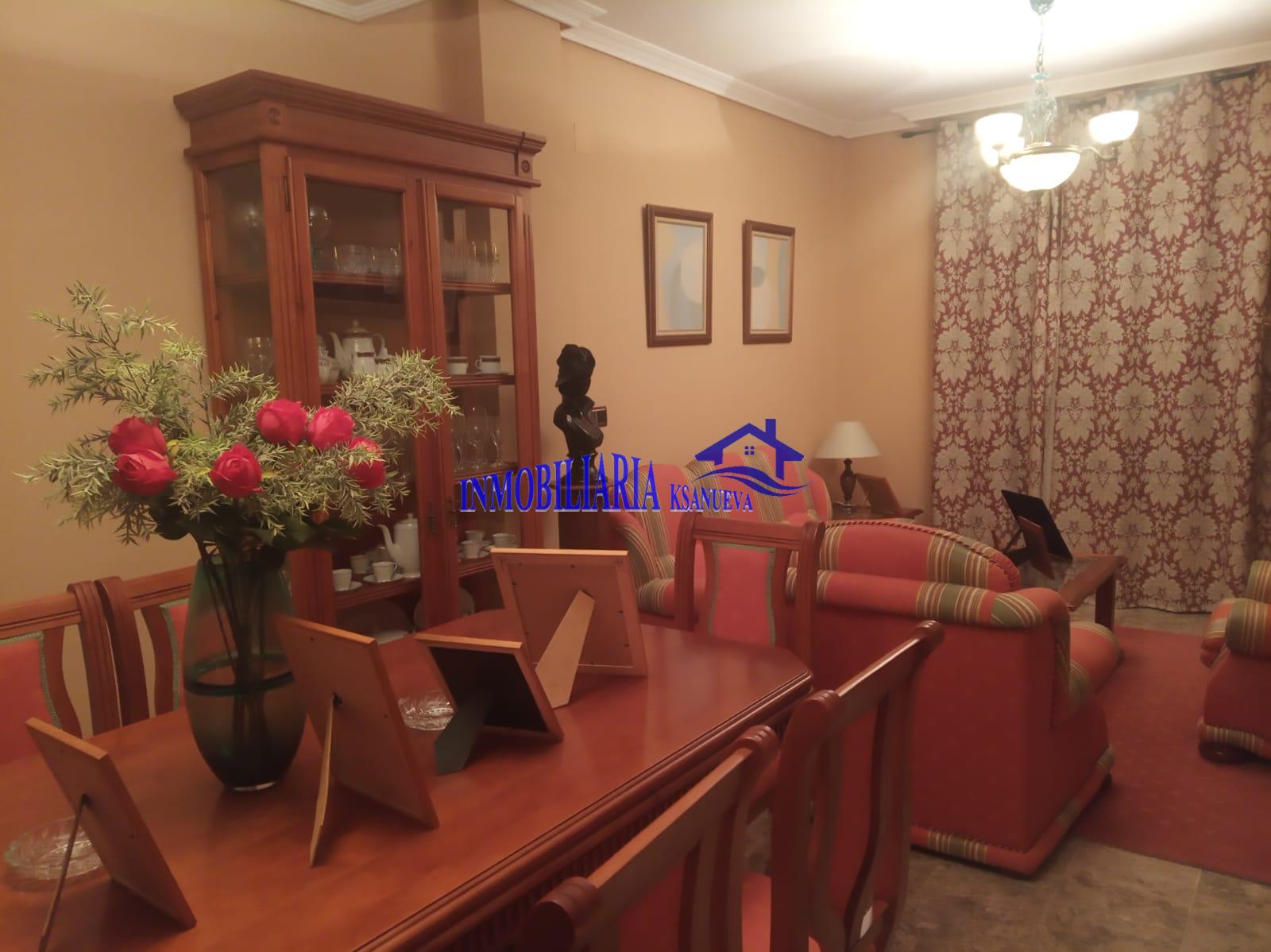 For sale of chalet in Córdoba