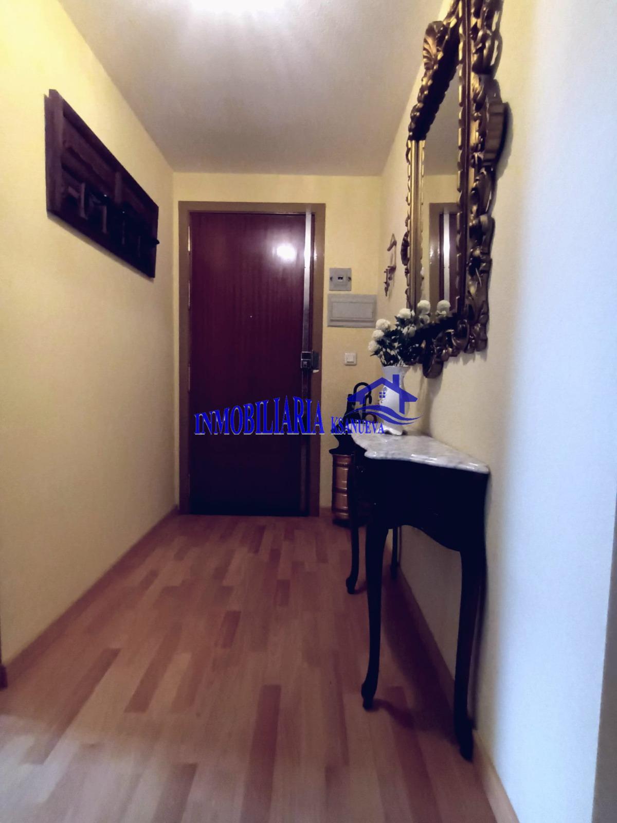For sale of flat in Córdoba