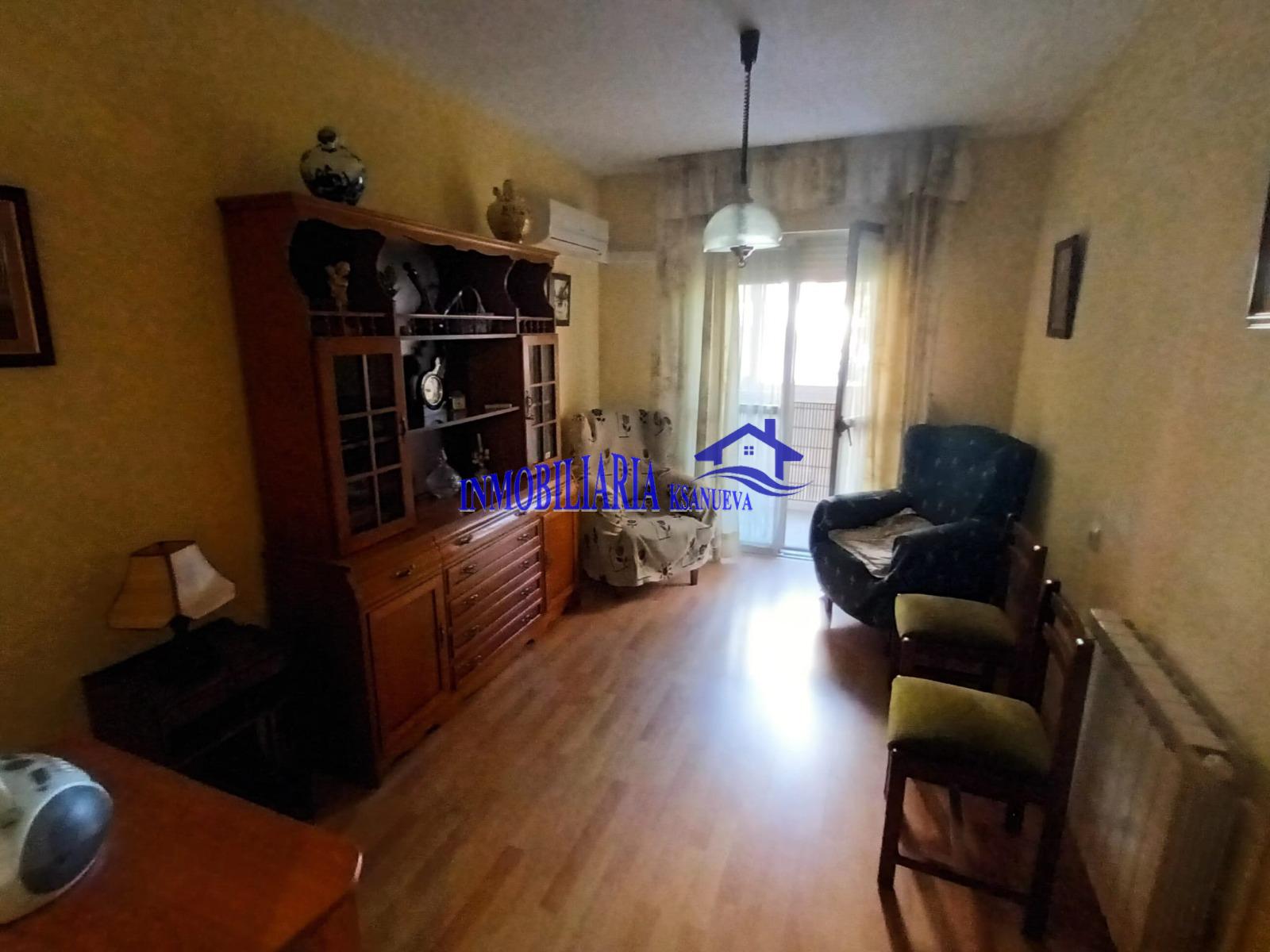 For sale of flat in Córdoba