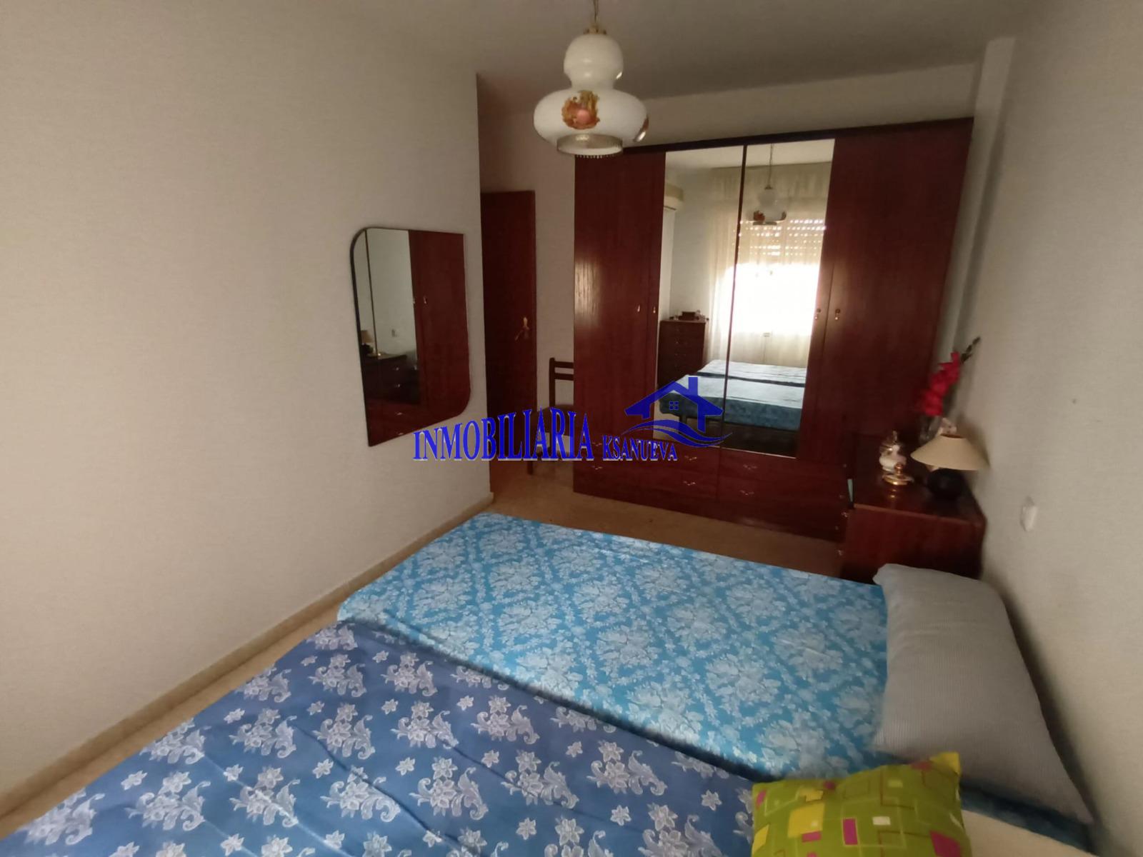 For sale of flat in Córdoba