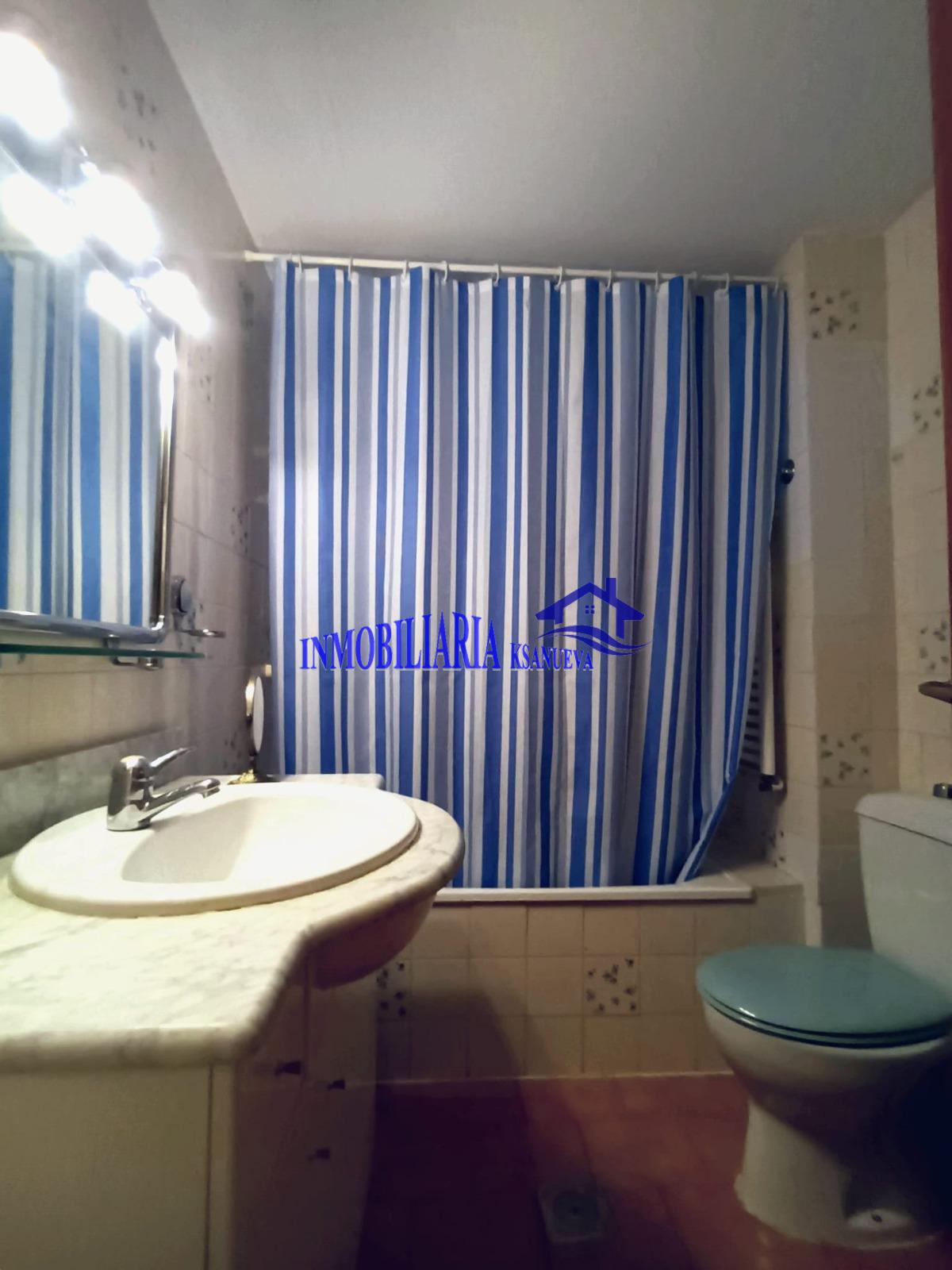 For sale of flat in Córdoba