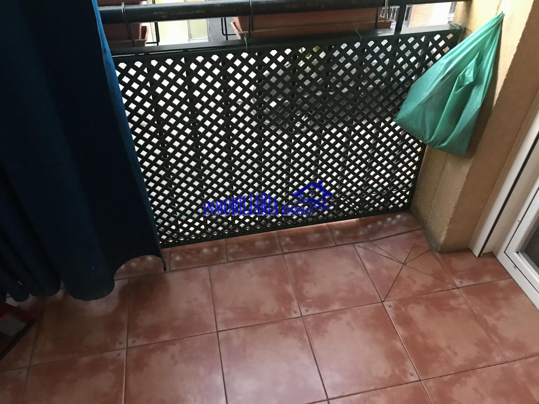 For sale of flat in Córdoba