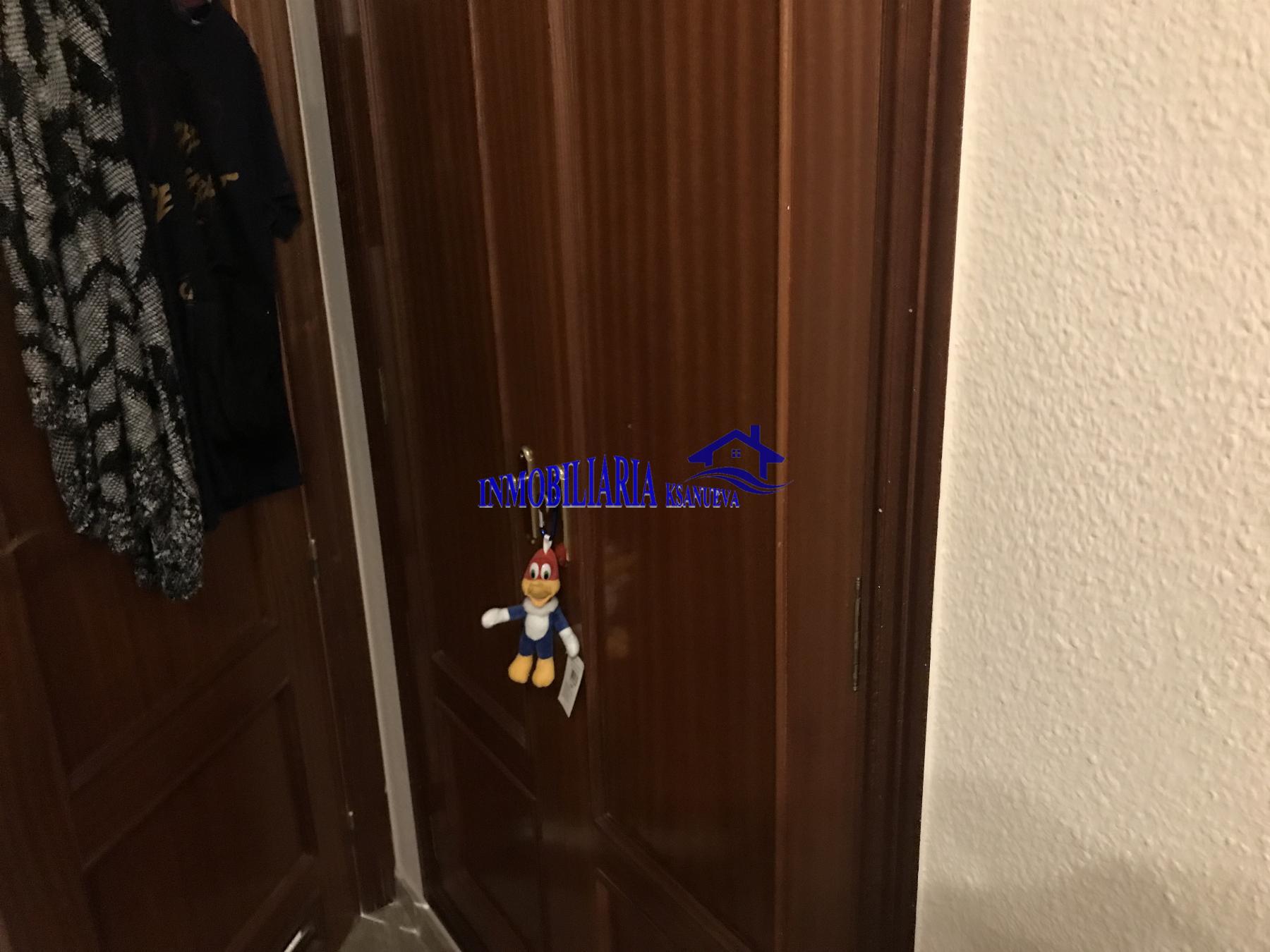 For sale of flat in Córdoba