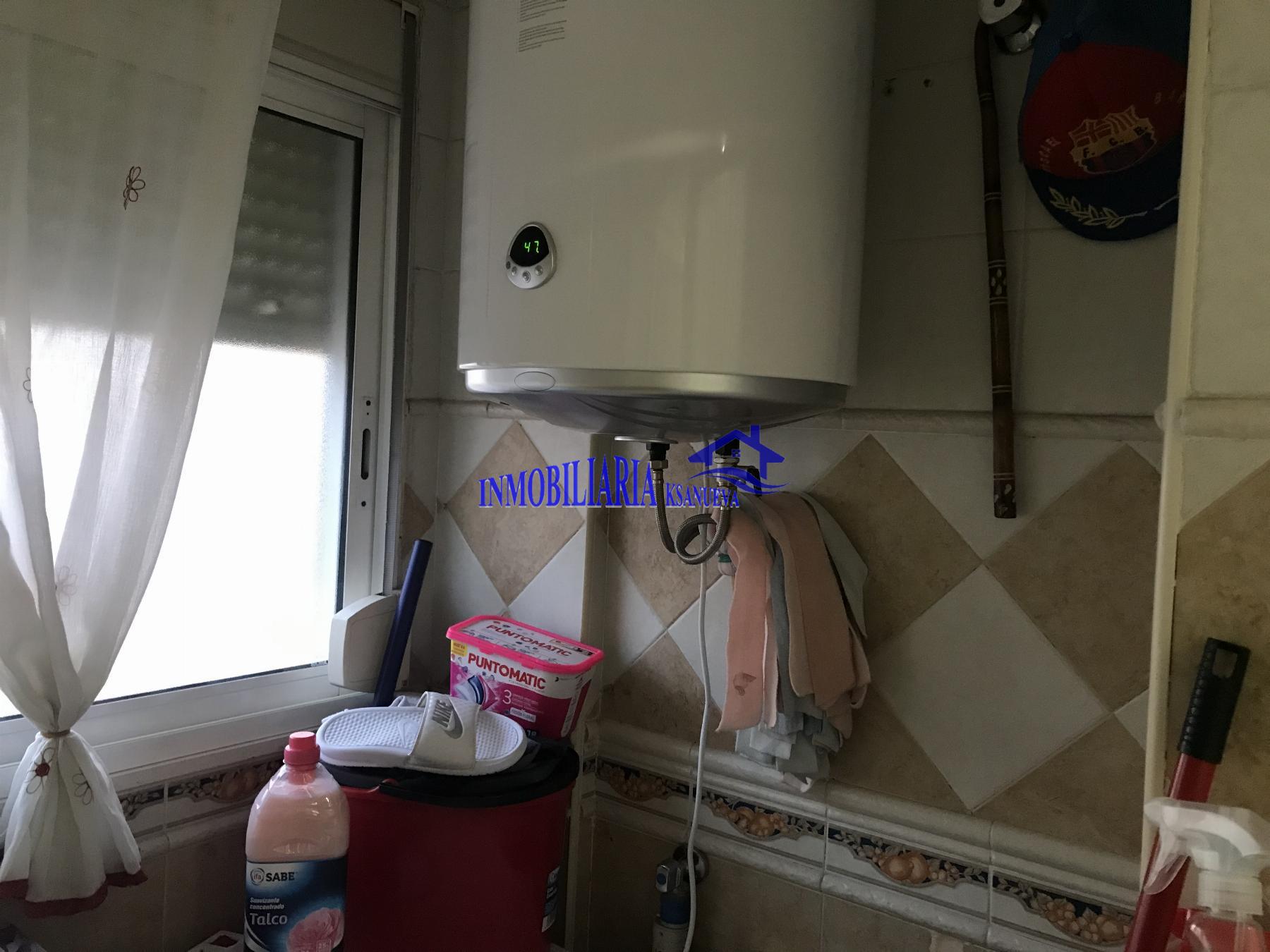 For sale of flat in Córdoba