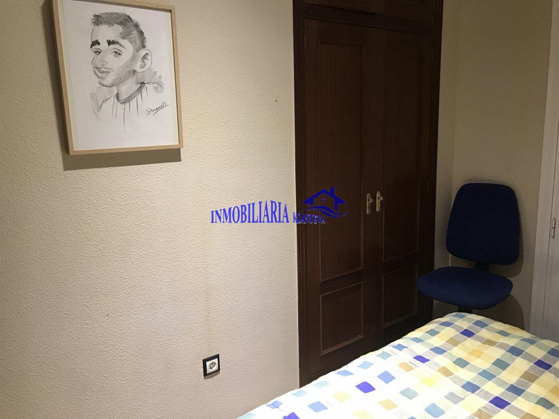 For sale of flat in Córdoba