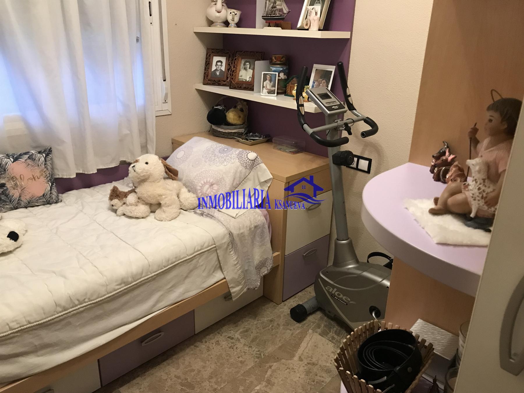 For sale of flat in Córdoba
