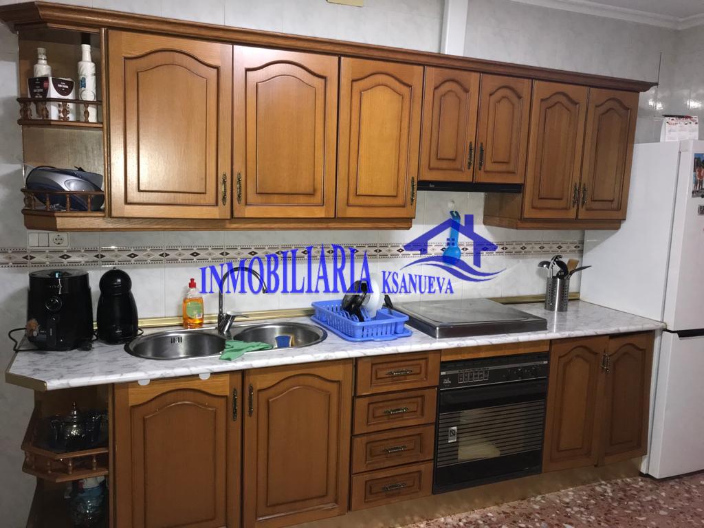 For sale of house in Córdoba