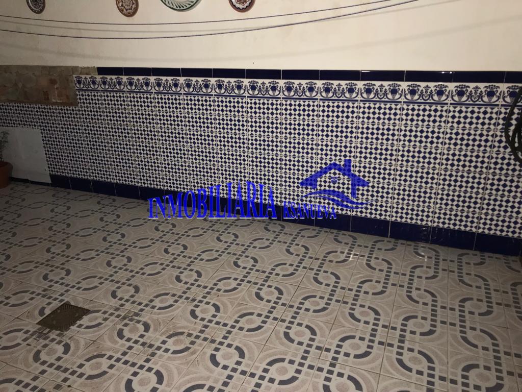 For sale of house in Córdoba