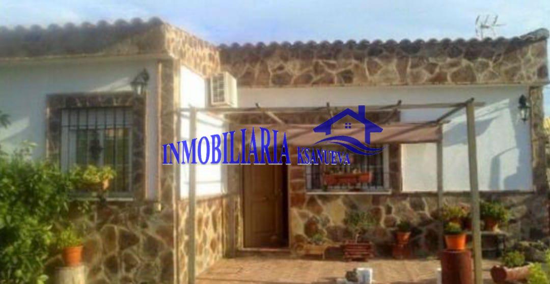 For sale of chalet in Córdoba