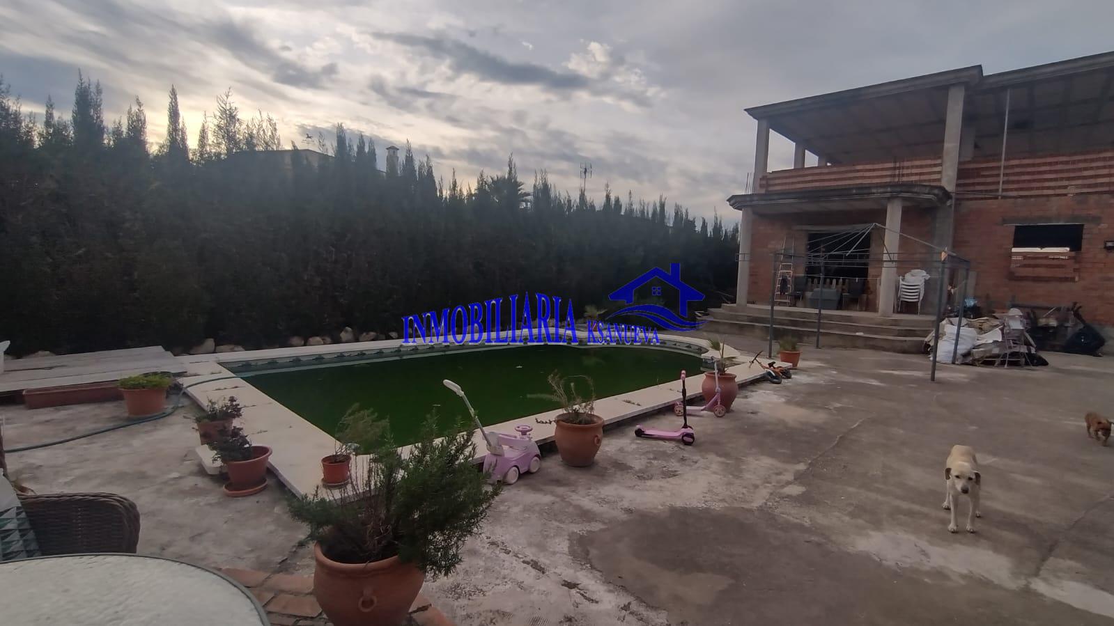 For sale of chalet in Córdoba