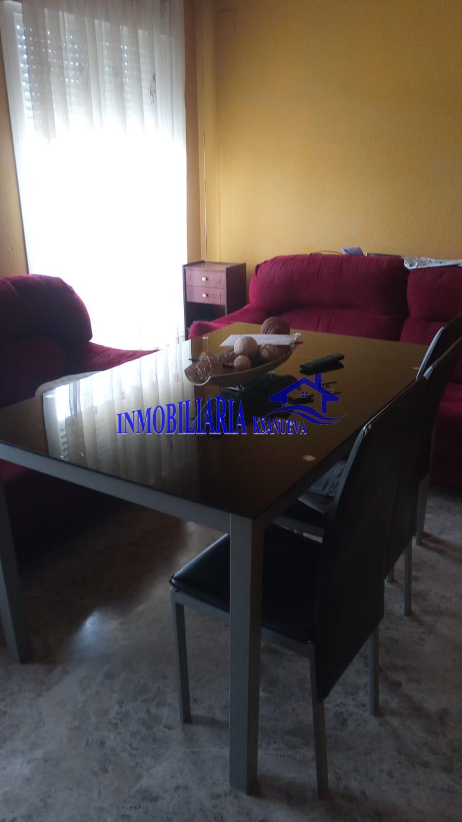 For sale of flat in Córdoba