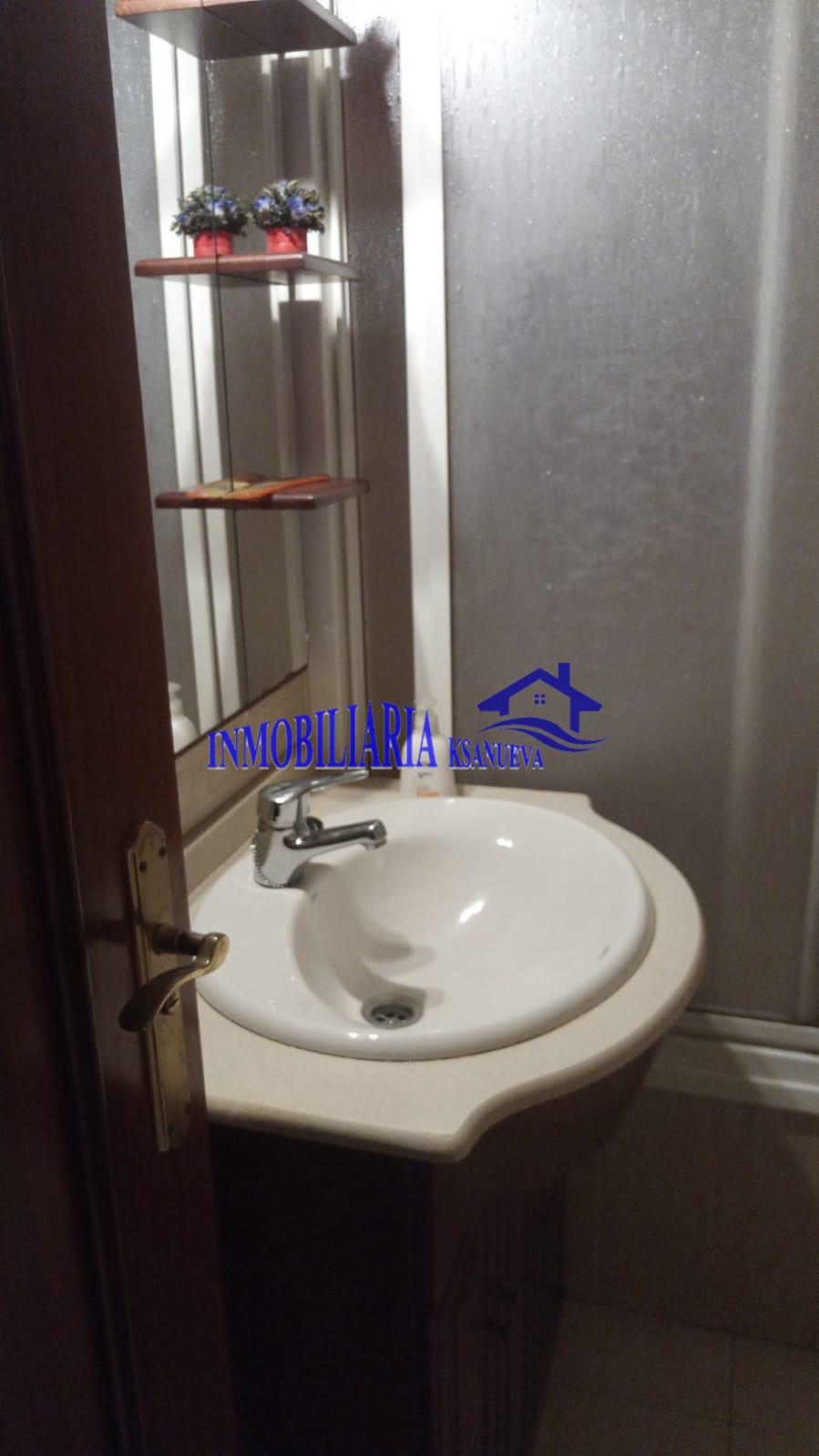 For sale of flat in Córdoba