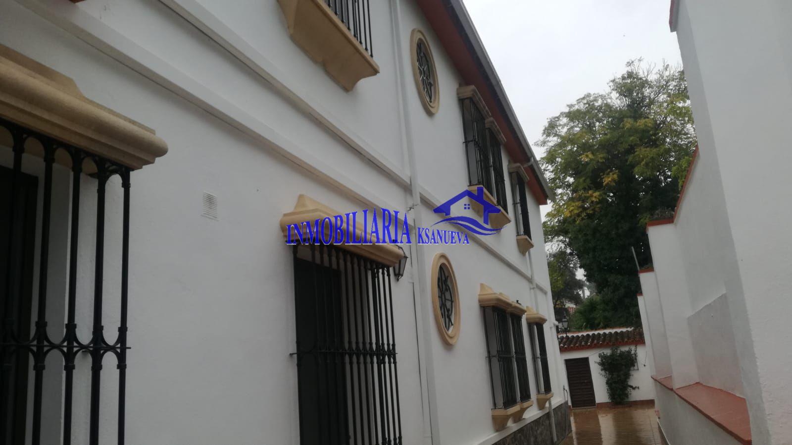 For sale of chalet in Córdoba
