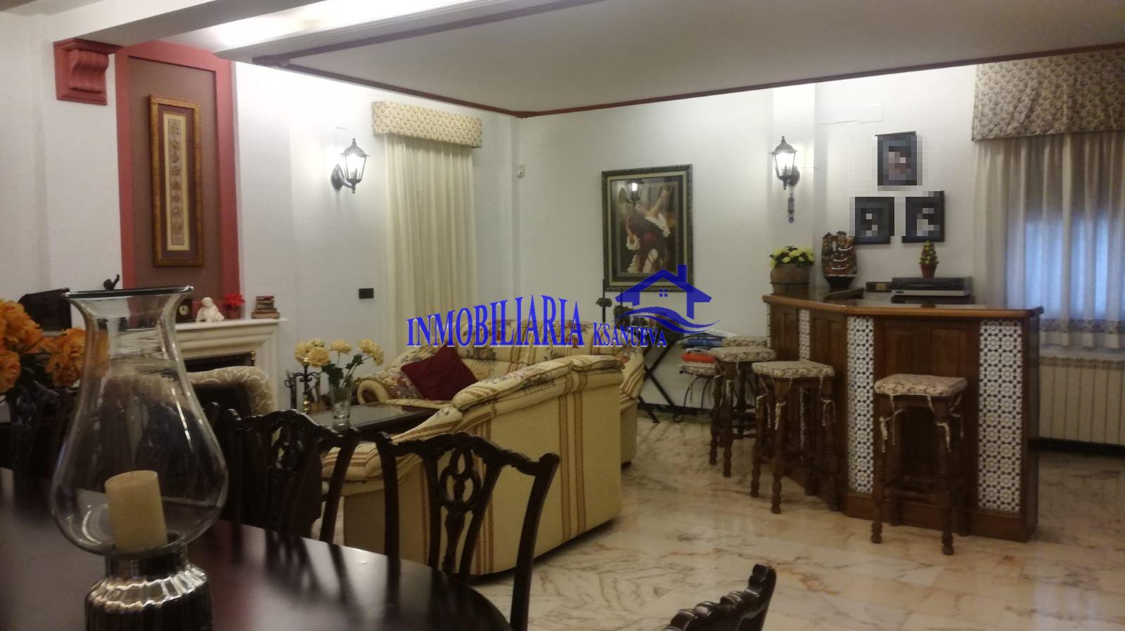 For sale of chalet in Córdoba