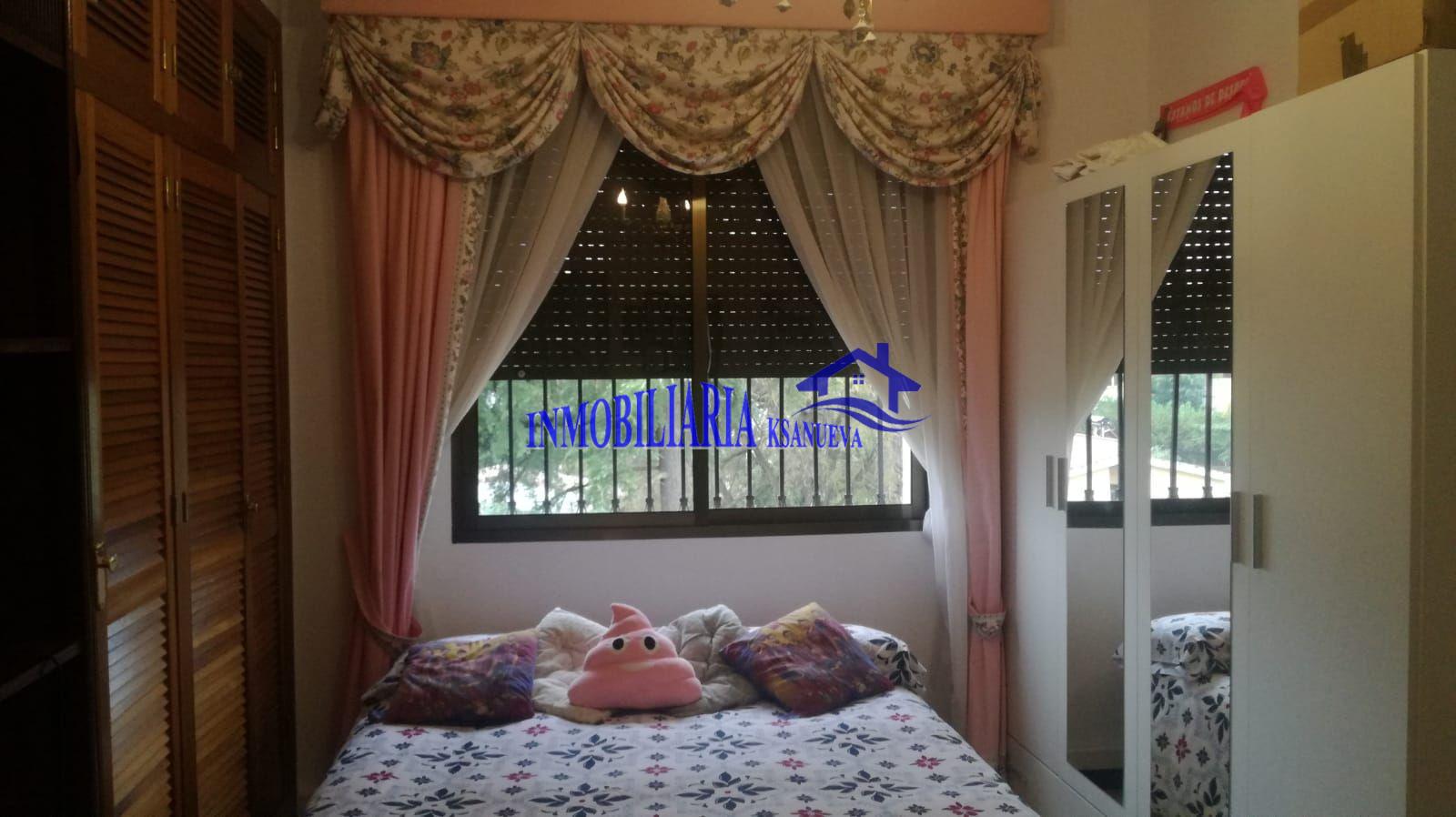 For sale of chalet in Córdoba