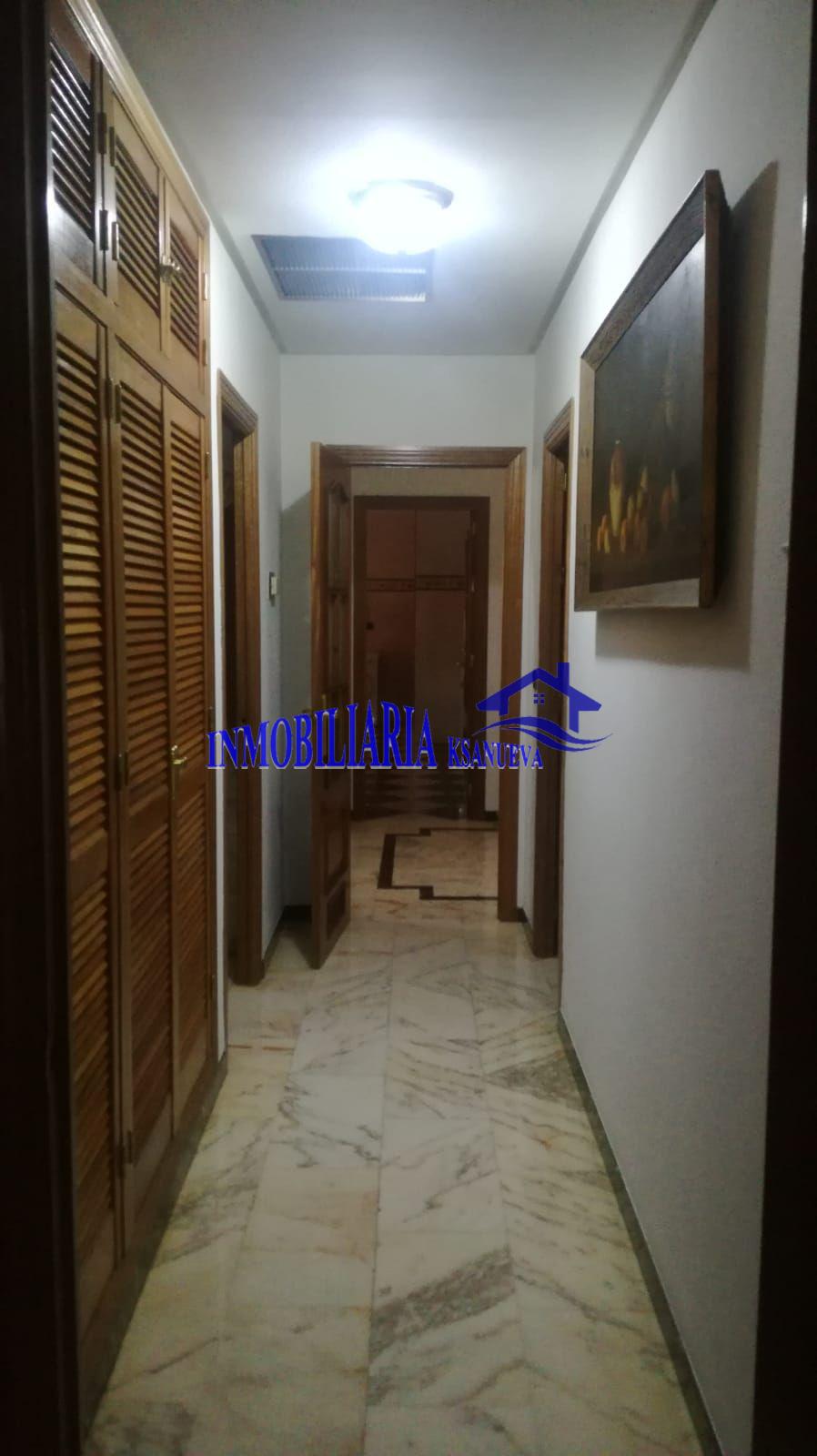 For sale of chalet in Córdoba
