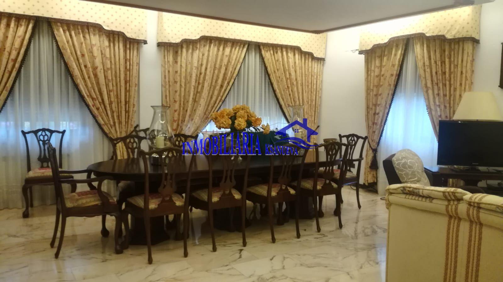 For sale of chalet in Córdoba